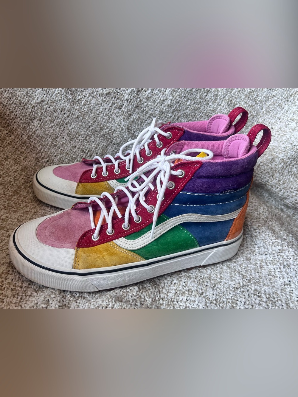 Men’s size 11 Vans Sk8-Hi MTE 2.0 DX 'Rainbow' high-top sneakers